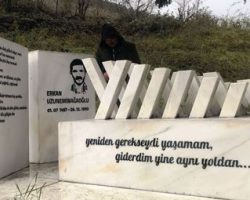 Uzuneminağaoğlu, 45. Ölüm yıldönümünde mezarında anıldı