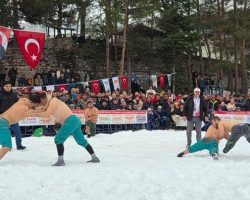29. Veliköy Karüstü Karakucak Güreşleri Yoğun Katılımla Gerçekleştirildi