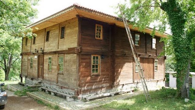 BORÇKA İLÇESİ 19 ŞUBAT PERŞEMBE GÜNÜ SAHUR VE İFTAR VAKİTLERİ