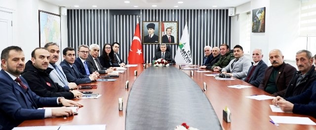 Artvin Valisi Ergün,” Köylülerimizin yaşam kalitelerini ve refah seviyelerini daha da yükseltmek için gayret gösteriyoruz”