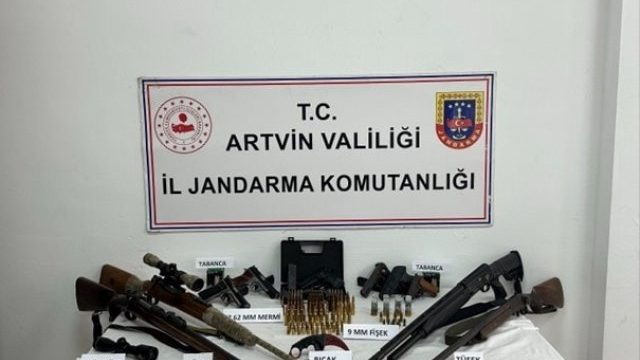 Borçka’da Kaçak Silah Operasyonu