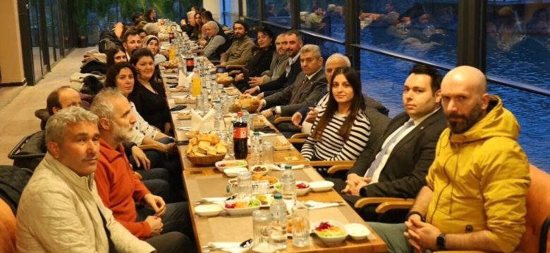 Vali Ergün, Basın Mensuplarıyla Arefe Günü İftarda Buluştu