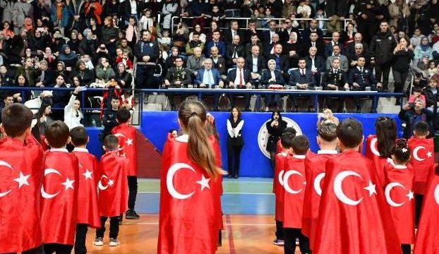 23 Nisan Ulusal Egemenlik ve Çocuk Bayramı Kutlandı
