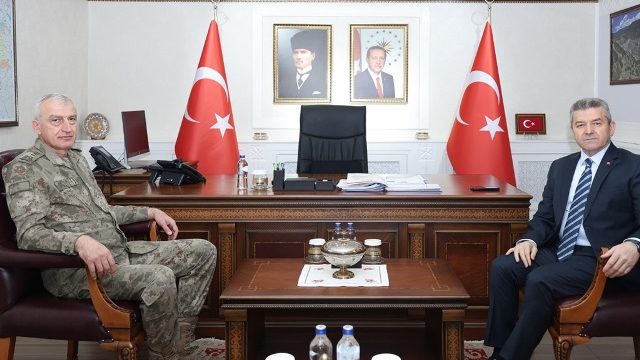 Erzurum 9. Kolordu Komutanı, Vali Ergün’ü Ziyaret Etti