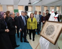 “Sanatın Diliyle Değerlerimiz” Sergisinin Açılışı Gerçekleştirildi