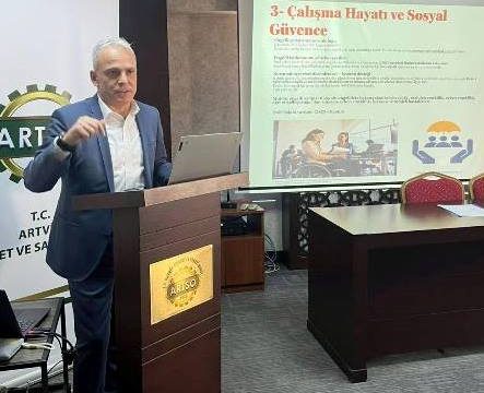 Ertürk, “işsizliğin azaltılması ve nitelikli iş gücünün artırılmasının temel hedefimiz”
