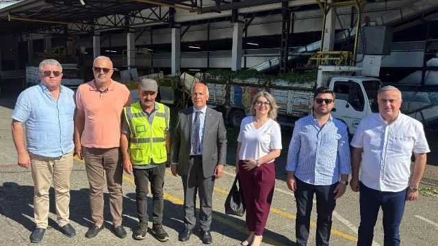 Artvin TB özel çay fabrikasını ziyaret etti