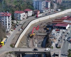 HOPA SUNDURA DERESİNDE ÇALIŞMALAR DEVAM EDİYOR
