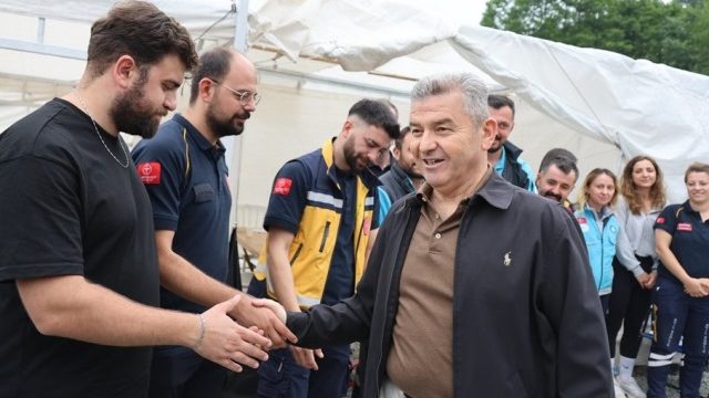 Artvin Valisi Ergün, Festival Programına Katıldı