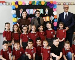 Borçka Kaymakamı Karne Heyecanı Yaşadı