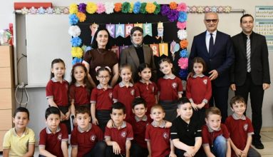 Borçka Kaymakamı Karne Heyecanı Yaşadı