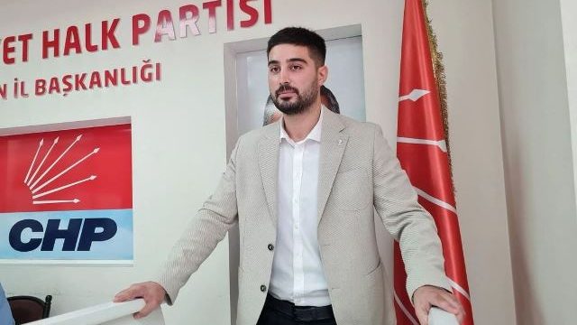 CHP Merkez İlçe Gençlik Kolları Başkanı Esen İstifa Etti