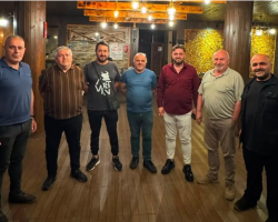 İş İnsanı Peker, Borçka’da Gazetecilerle Bir Araya Geldi