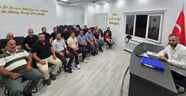 MHP Artvin Merkez İlçe Yönetimi Toplantısını Yaptı