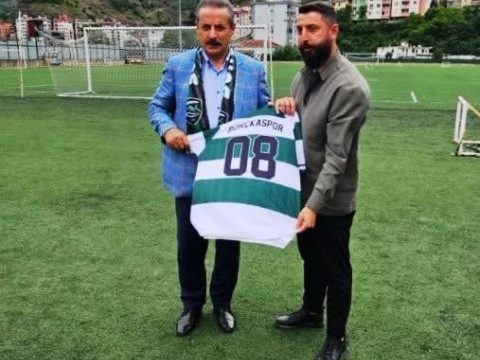Milletvekili Çelik’ten Borçkaspor’a Ziyaret