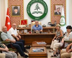 Uluslararası Bilim İnsanları AÇÜ’de Bir Araya Geldi