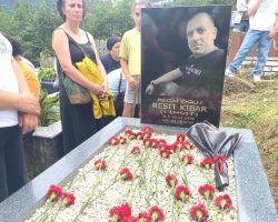 Ölümünün 2. Yılında Reşit Kibar, Cankurtaran’da Anıldı