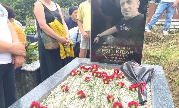 Ölümünün 2. Yılında Reşit Kibar, Cankurtaran’da Anıldı