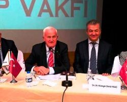 Uzmanlar kalp-böbrek ilişkisini anlattı