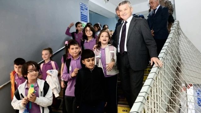 Vali Ergün’den Okul Ziyaretleri