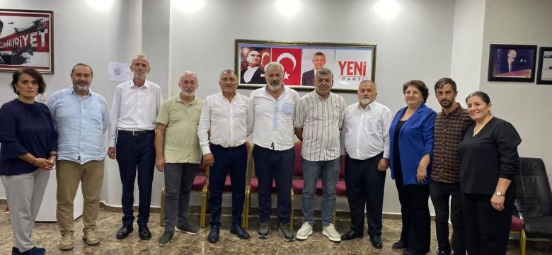 Yeni Parti, Borçka’da örgütlenme çalışmalarını sürdürüyor